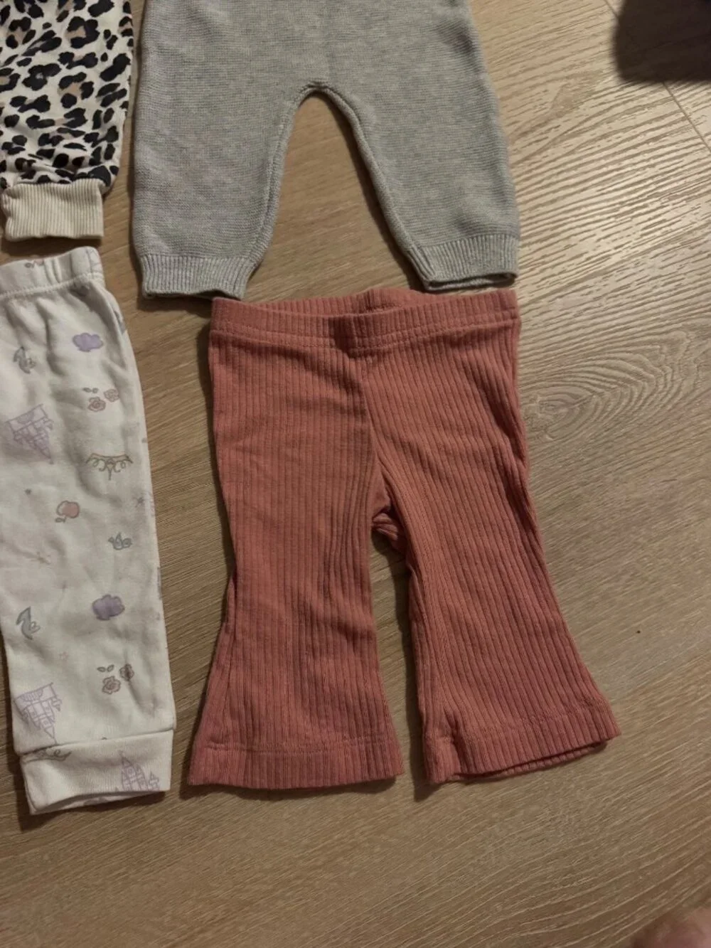 Baby Girl Pants Bundle Size 0-3 Months / 3M Carter’s Disney Baby Leopard Ribbed